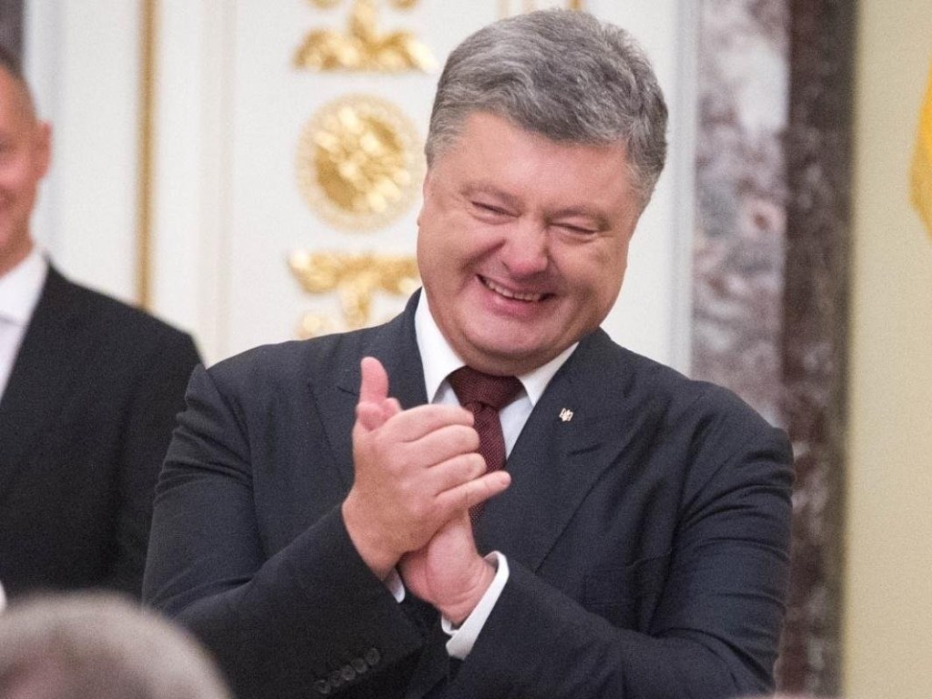 Политолог рассказал, почему Порошенко тайно вывез оборудования с Липецкой фабрики в Украину
