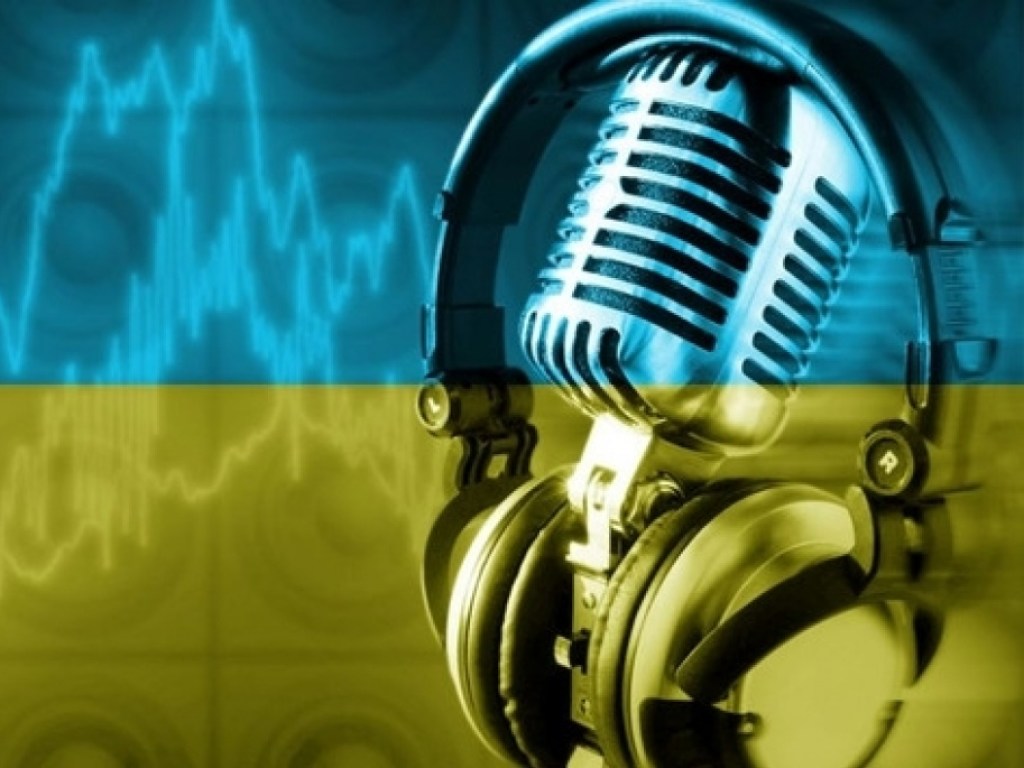 Норму на трансляцию украиноязычных песен в эфире радио увеличили на 5%