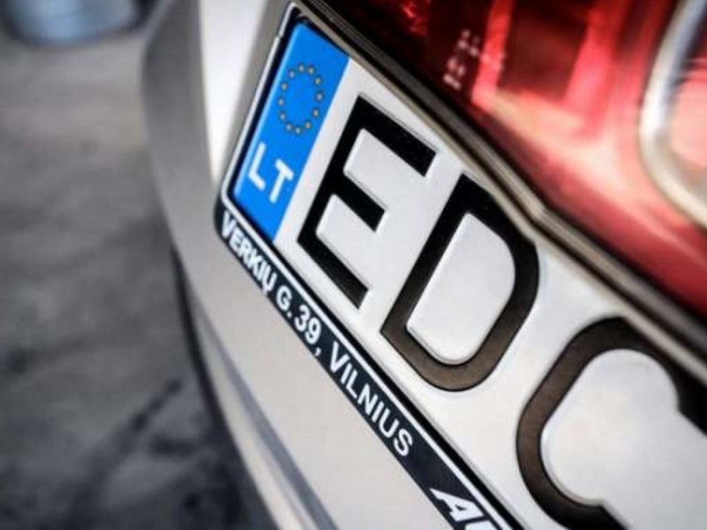 Соцсети об упрощении ввоза «евроблях» в страну: Старые авто спровоцируют ситуацию, близкую к экологической катастрофе