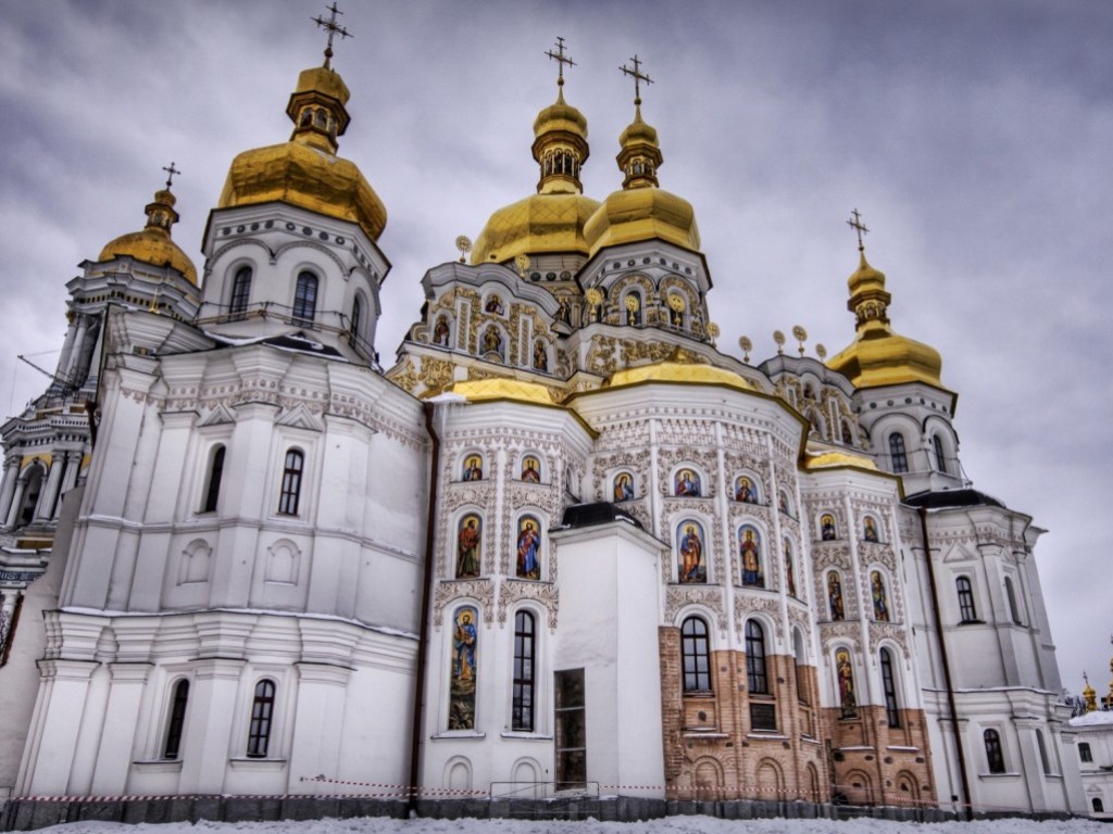 Процесс создания новой церкви в Украине должен быть медленным и осторожным – политолог