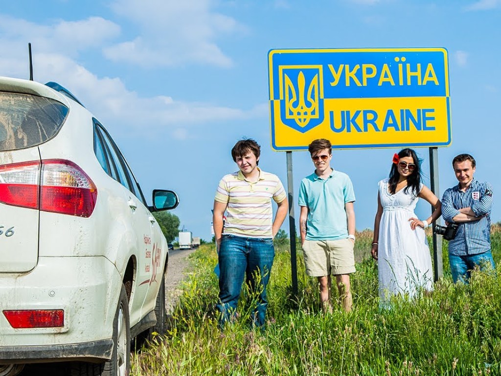 В Госпогранслужбе подсчитали, куда чаще всего ездят украинцы