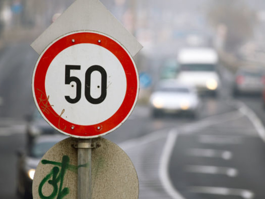 О правилах дорожного движения украинские водители думают в самую последнюю очередь &#8212; эксперт