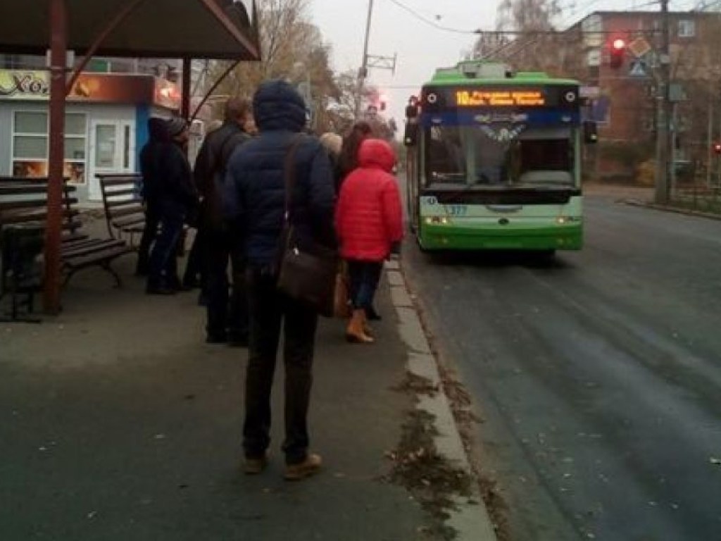 Забастовка перевозчиков: в Черкассах пятый день не ходят маршрутки