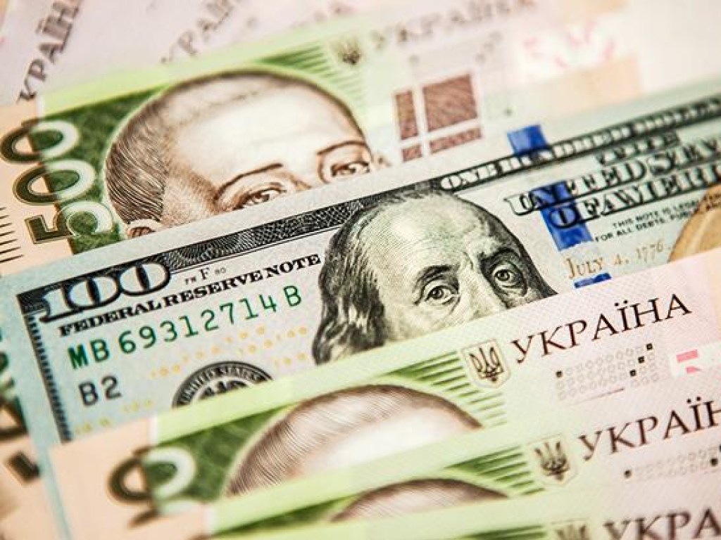 Курс доллара на межбанке упал до 27,78 гривны