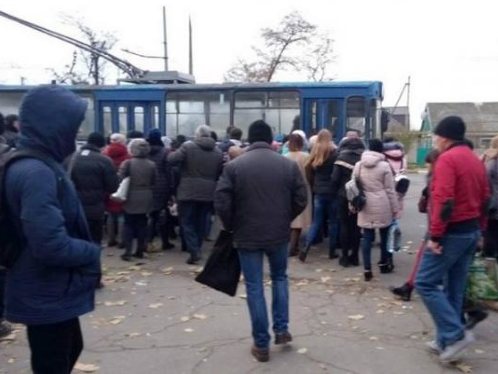Херсонские перевозчики объявили забастовку (ФОТО)