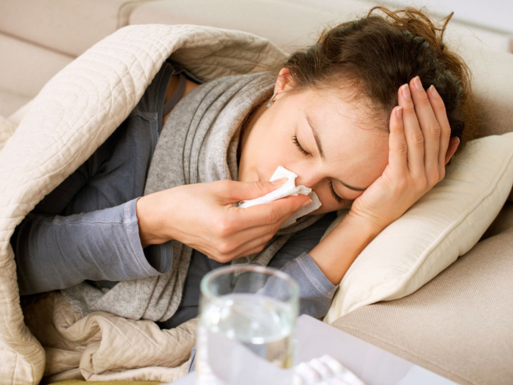 В Киеве резко выросло число заболевших гриппом и ОРВИ