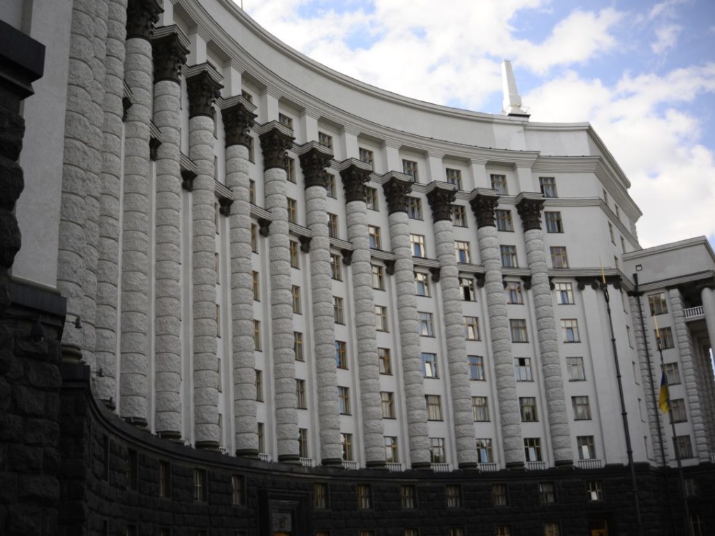 Кабмин будет добиваться, чтобы депутаты 22 ноября приняли бюджет-2019 «бедного полицейского государства» – нардеп