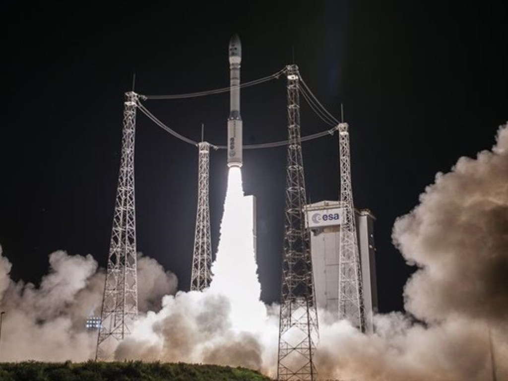С космодрома во Французской Гвинее запустили ракету-носитель со спутником Mohammed VI (ФОТО, ВИДЕО)