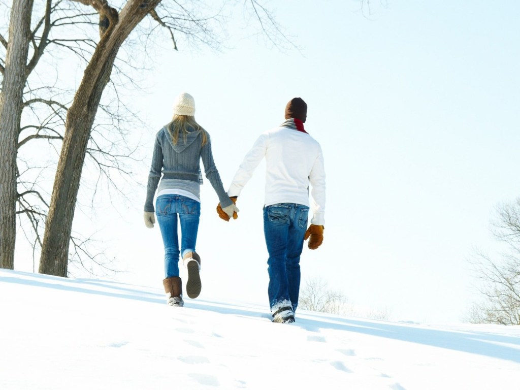 Прогулки на морозе позитивно сказываются на внешности и омолаживают кожу &#8212; врач