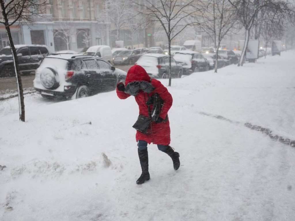 С понедельника Украину заметет снегом