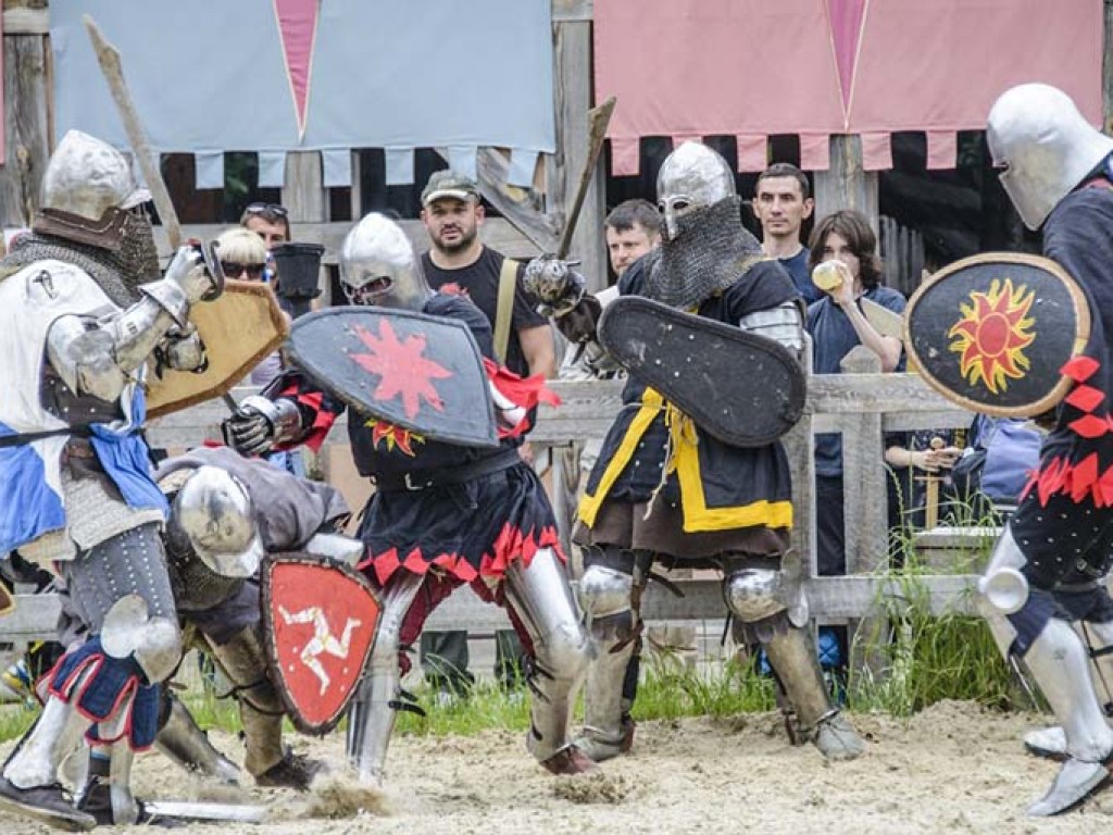 1000 бойцов из 40 стран мира приедут в Киев на Чемпионат мира по средневековому бою