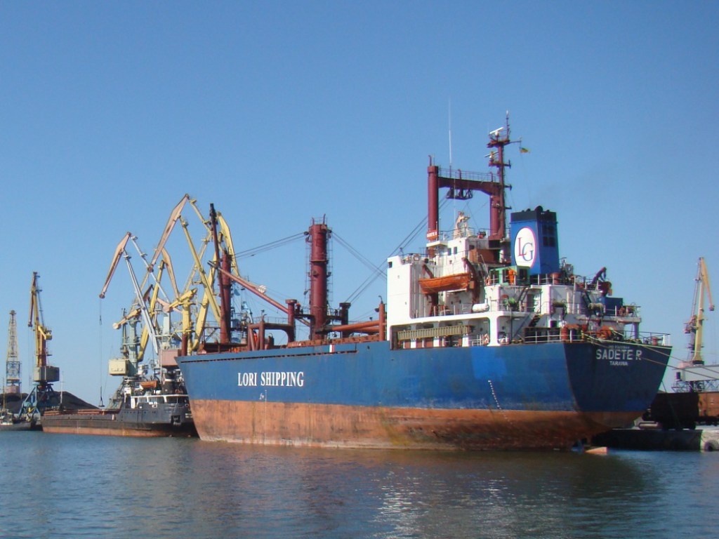Конфликт в Азовском море: порт «Бердянск» работает в штатном режиме