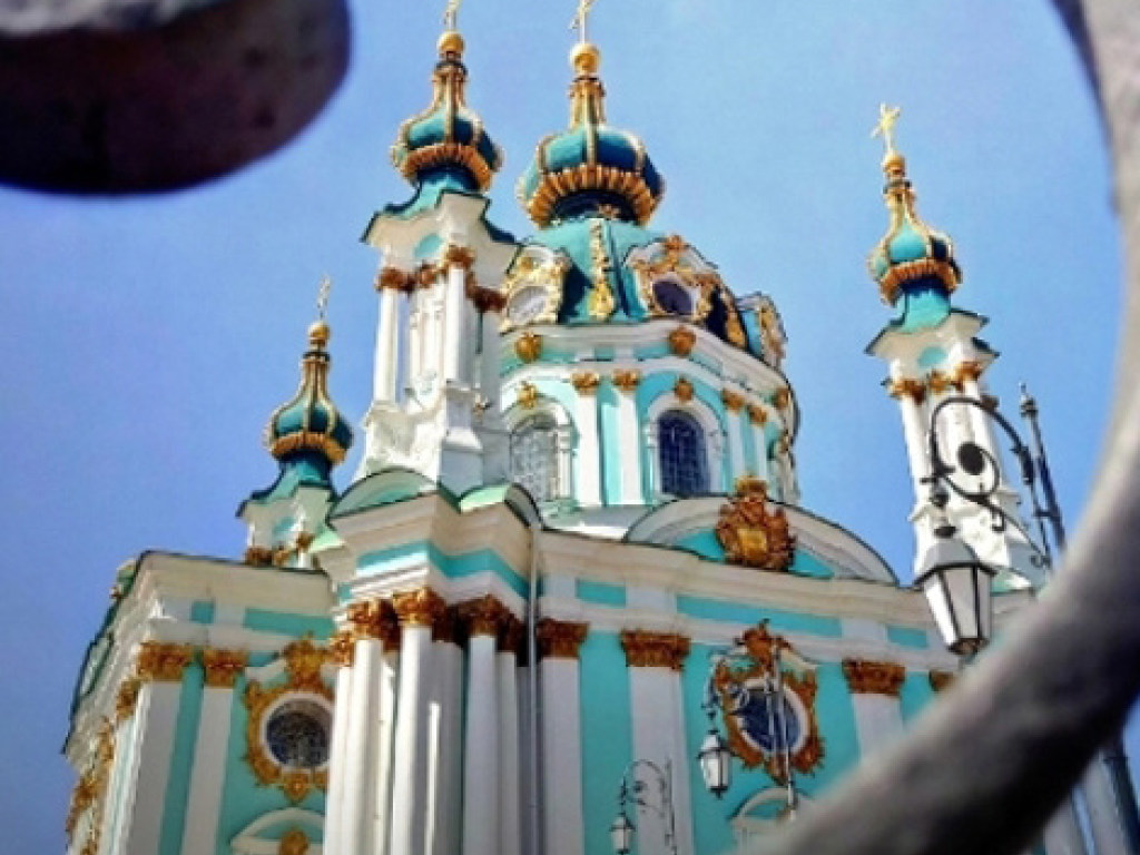 До проведения в Киеве объединительного собора томос не может быть предоставлен Украине