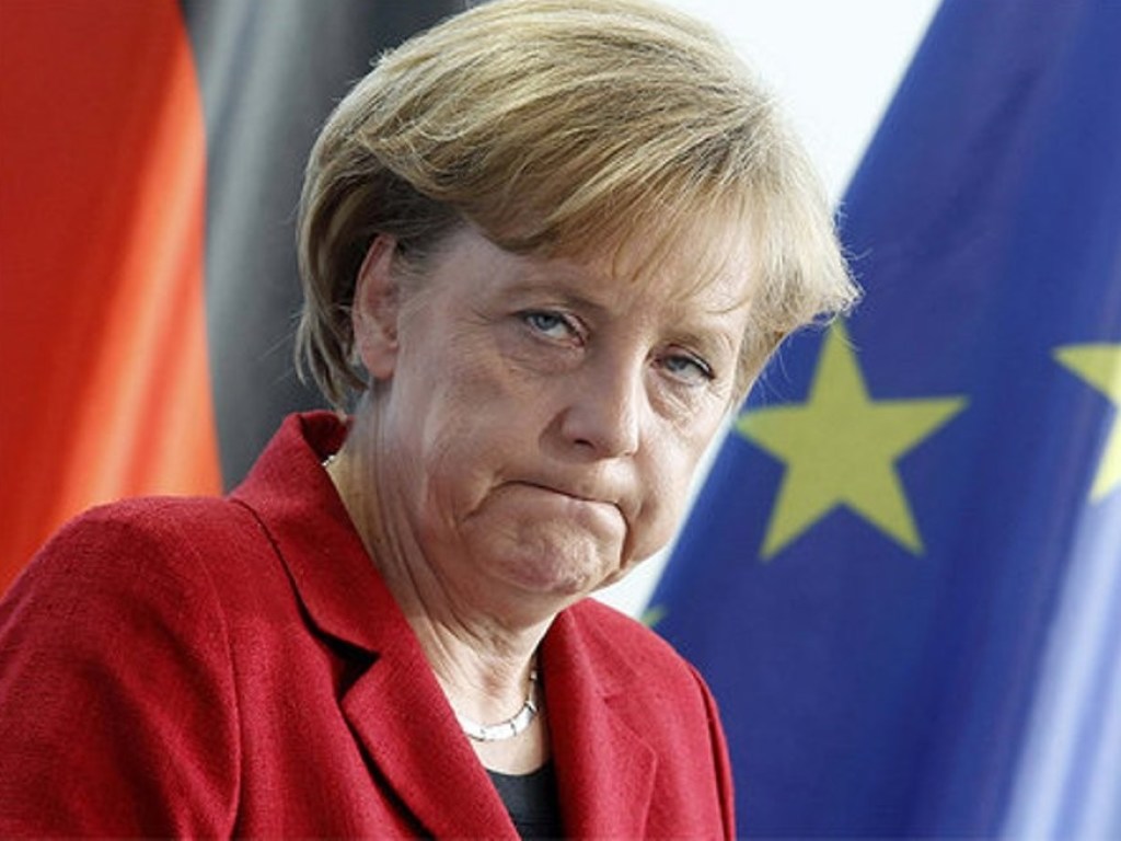 Политолог: Банковая пошла на уступки по ВП благодаря звонкам Меркель
