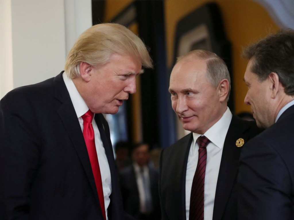 Политолог рассказал, что будут обсуждать Трамп и Путин, если их встреча все же состоится