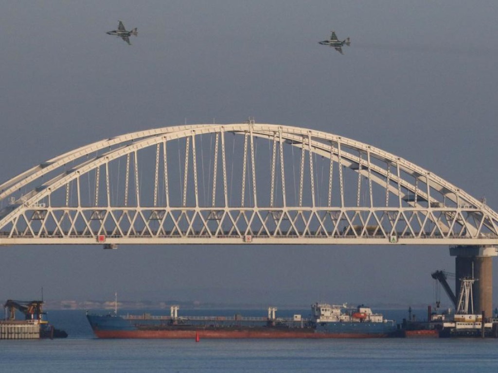 В СБУ обнародовали переговоры летчиков РФ, обстреливавших корабли в районе Керченского пролива (АУДИО)