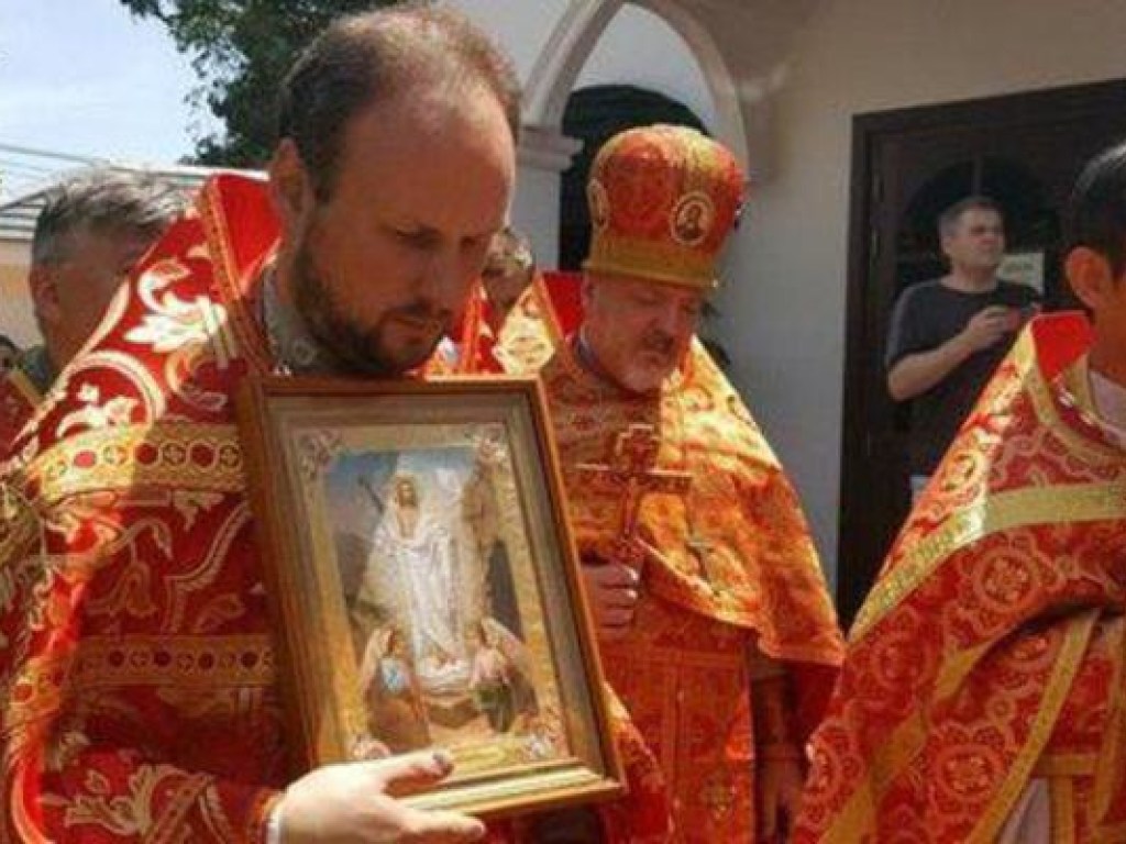В России священник изнасиловал 46 мальчиков (ФОТО)