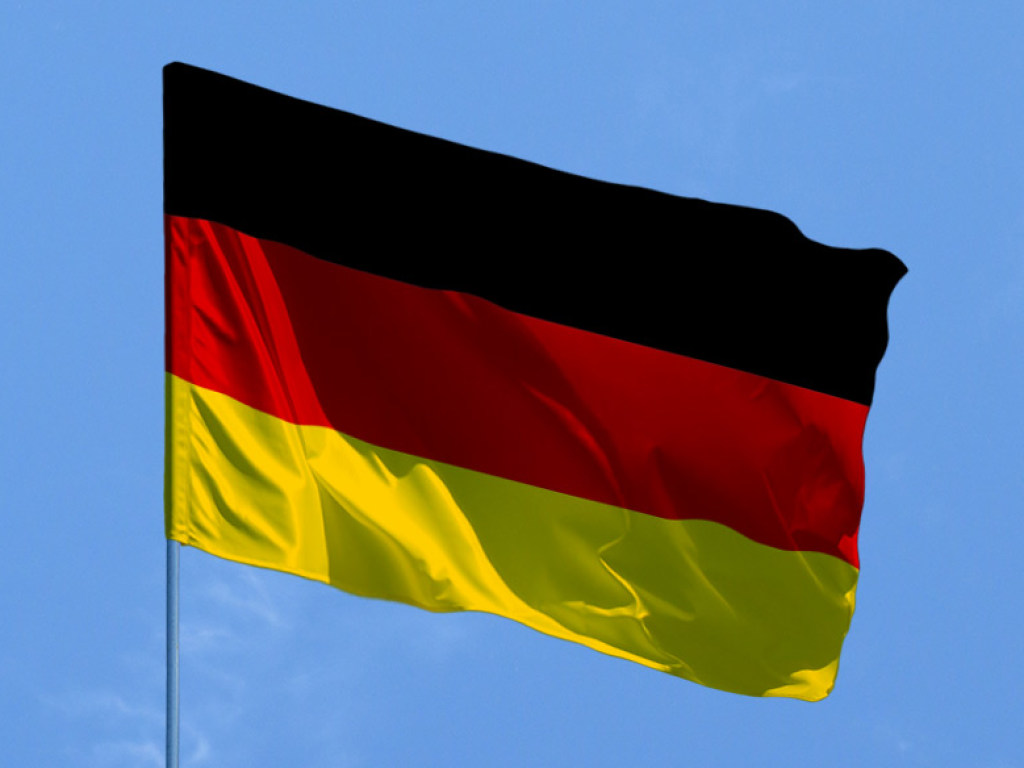 В Германии хакеры совершили кибератаки на депутатов, посольства и Бундесвер &#8212; СМИ