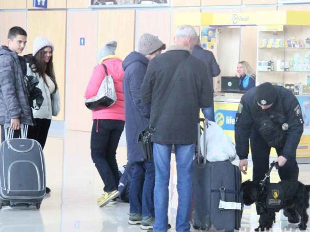 В Харьковском аэропорту усилили патрулирование