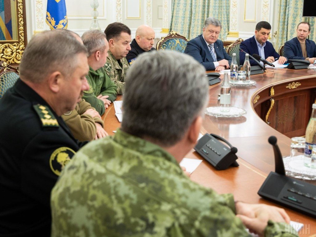 Введение военного положения: У Порошенко будут пытаться давить на бизнес – эксперт
