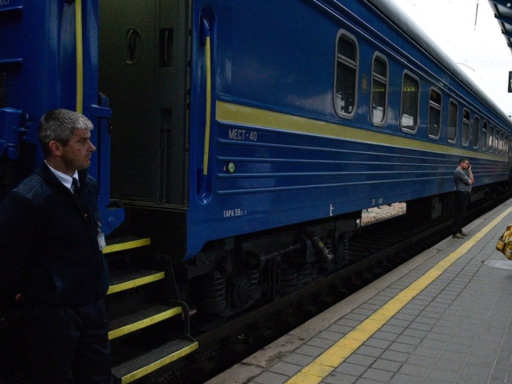 Железнодорожные билеты на новогодние праздники появятся после 5 декабря – «Укрзалізниця»