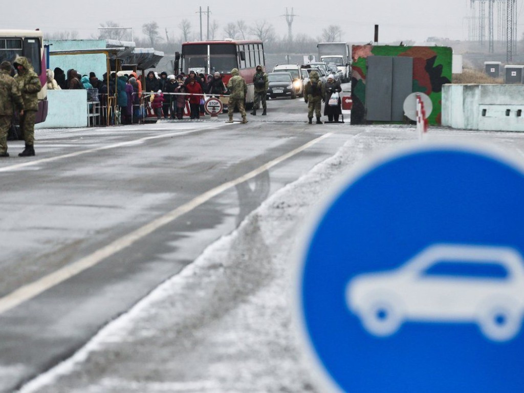 КПВВ на Донбассе переходят на зимний график