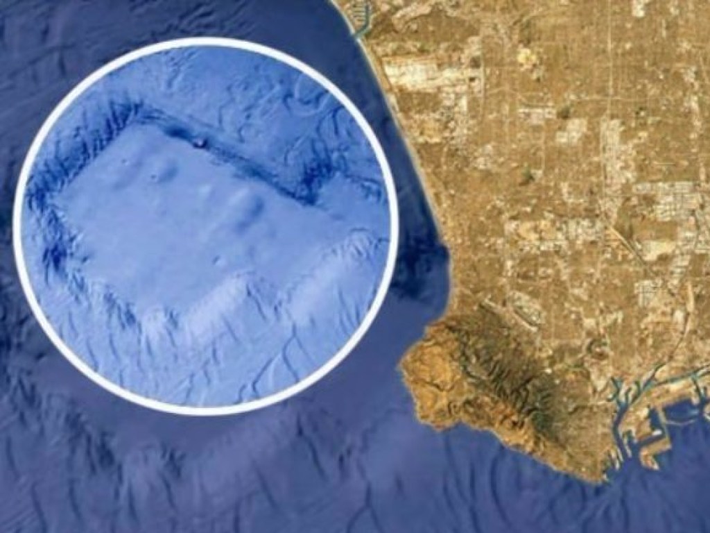 У берегов Калифорнии обнаружили затонувшую Атлантиду (ВИДЕО)