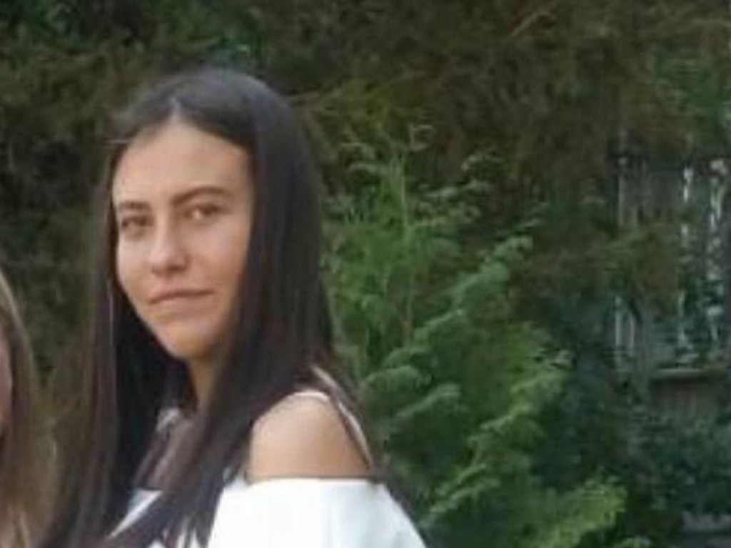 Под Одессой разыскивают пропавшую без вести 14-летнюю школьницу (ФОТО)