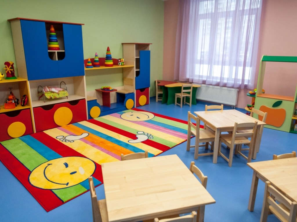 В Киеве обучение в школах и детсадах для иногородних станет платным
