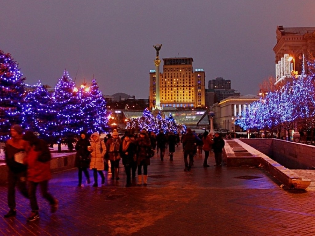Стало известно, когда в Киеве зажгут новогоднюю иллюминацию