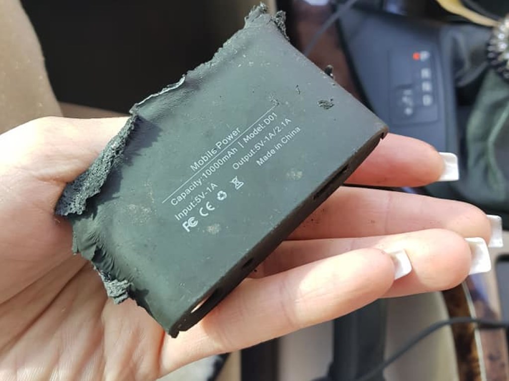 У жительницы Запорожья взорвался Power Bank (ФОТО)