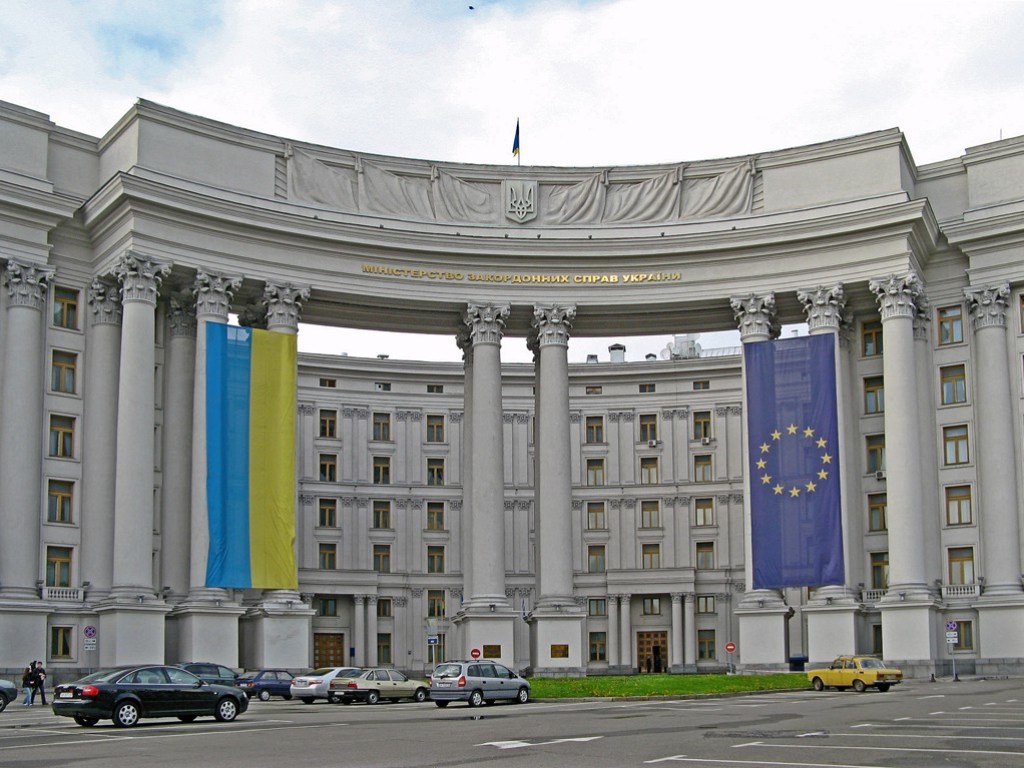 МИД Украины призвал страны Будапештского меморандума начать консультации
