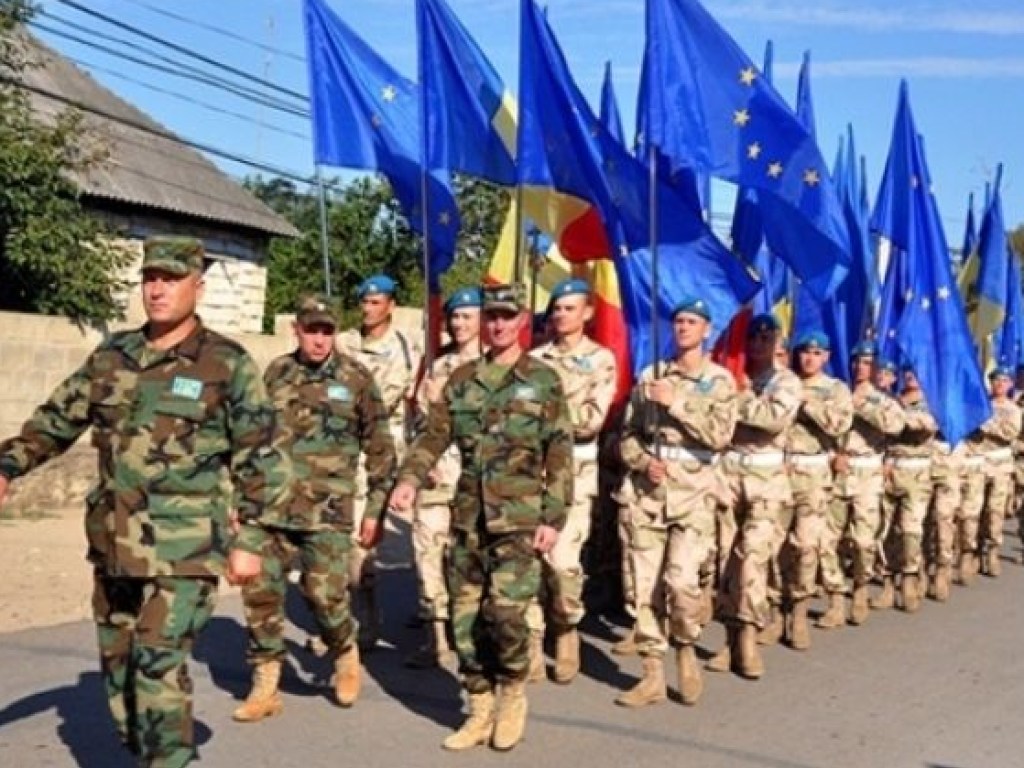 Американский эксперт объяснил, почему Вашингтон не будет финансировать единую армию ЕС