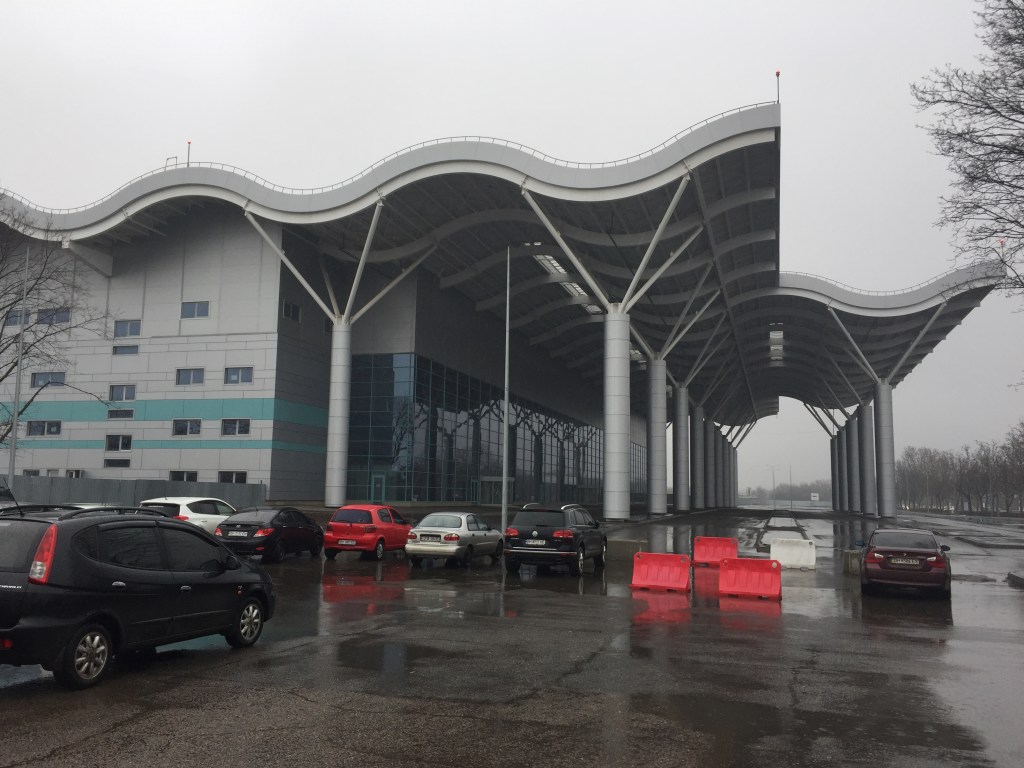 Туман спровоцировал задержку некоторых рейсов в аэропорту Одессы