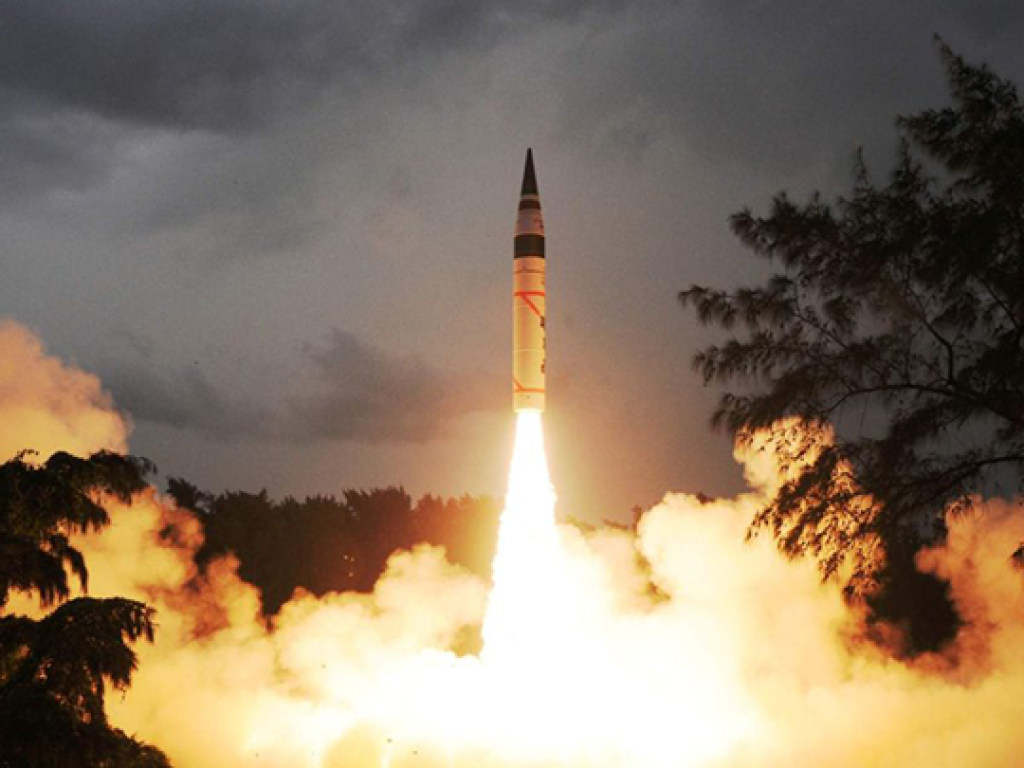 В Индии успешно прошло испытание ядерной ракеты (ФОТО)