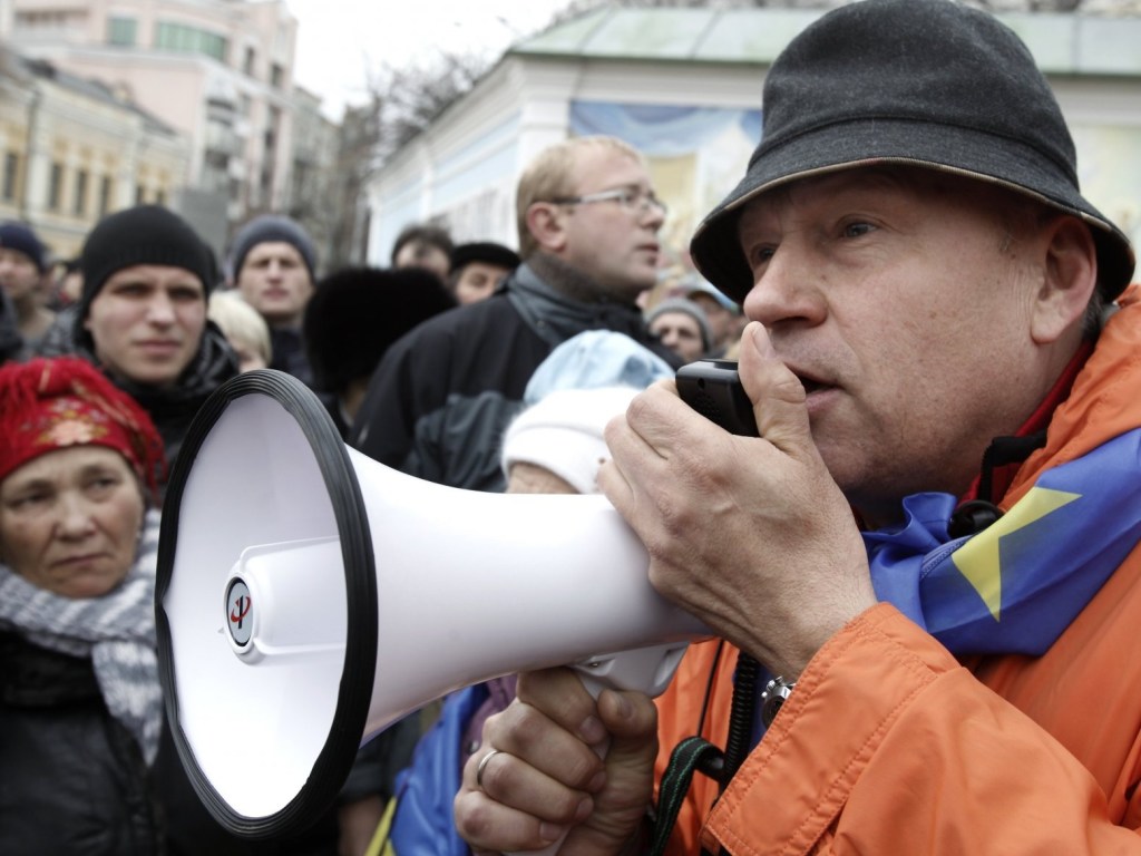 На Майдане Олег Рыбачук работал на Левочкина, &#8212; расследование СМИ