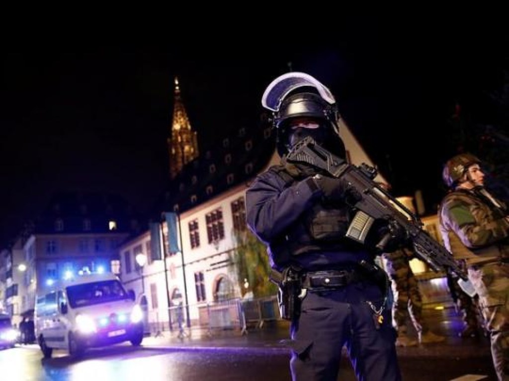 Теракт в Страсбурге: стрелка должны были арестовать накануне за попытку убийства (ФОТО)