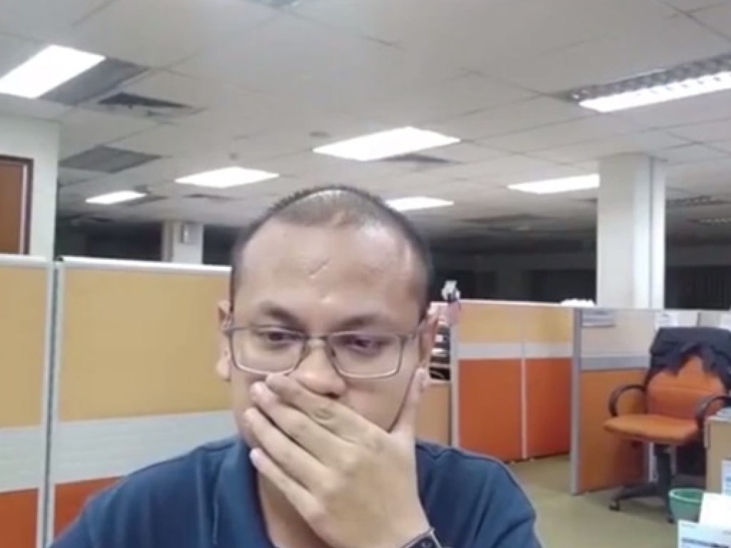Малазиец, работавший в ночную смену, заснял призрака