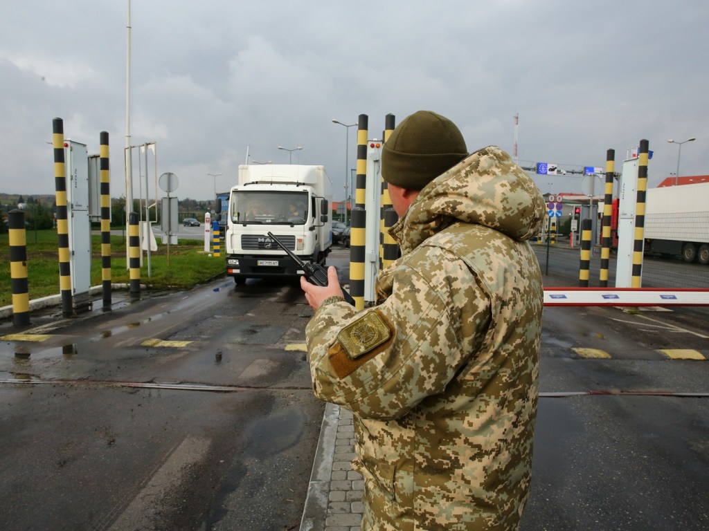 В Украине открыли первое уголовное дело о незаконном пересечении границы