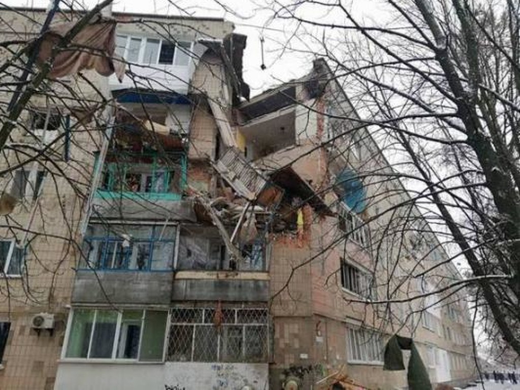 Взрыв дома в Фастове: в городе объявили траур по погибшим