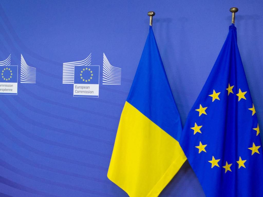 ЕС направит миссию  в Украину для оценки ущерба в Приазовье