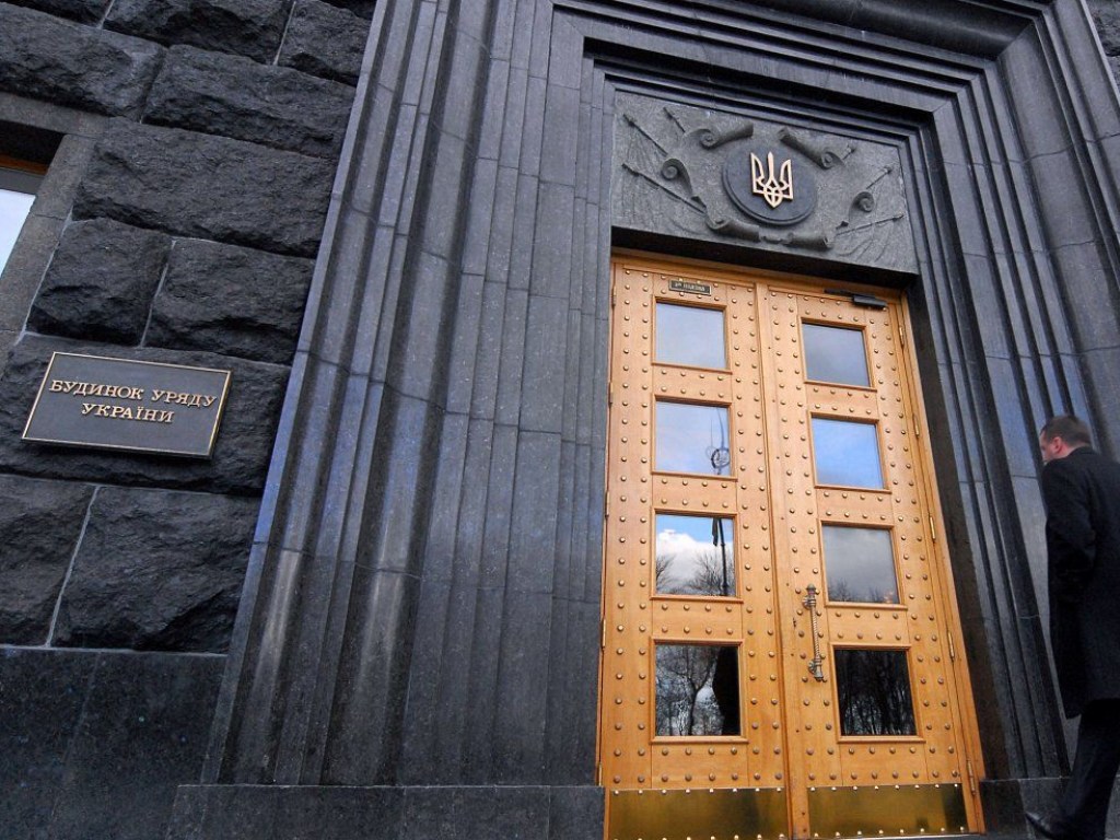 Кабмин подготовил новый санкционный список с десятками граждан и предприятий России