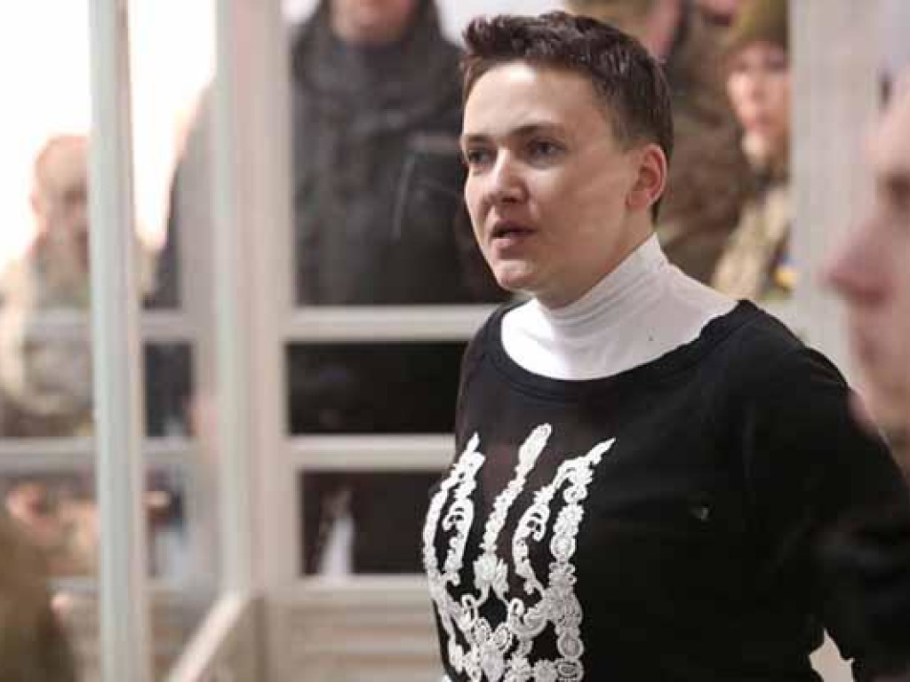 Суд на два месяца продлил арест Савченко
