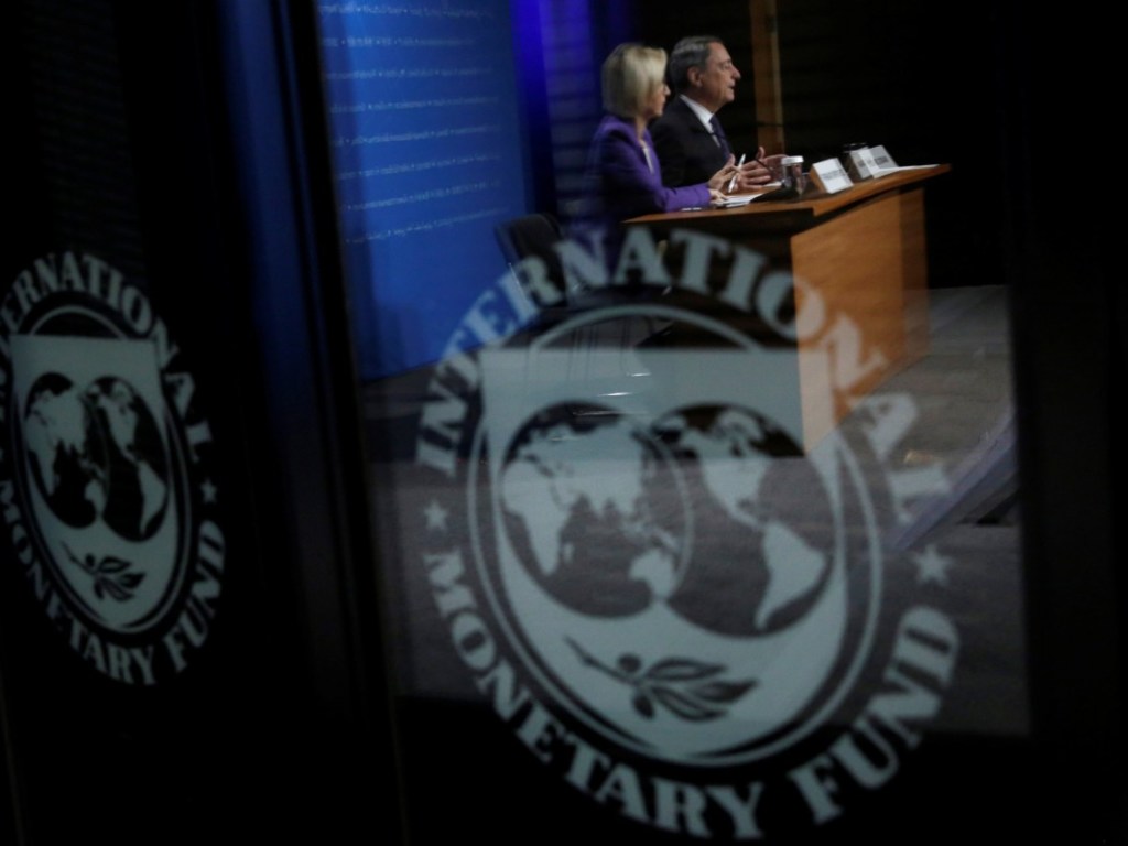 Экономист назвал причину ухудшения прогноза МВФ по росту ВВП Украины