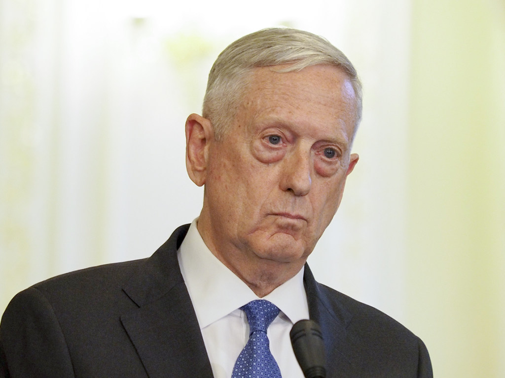 Глава Пентагона уходит в отставку