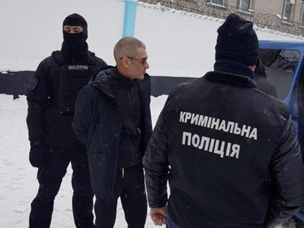 Полицейские выдворили за пределы Украины грузинского «вора в законе»