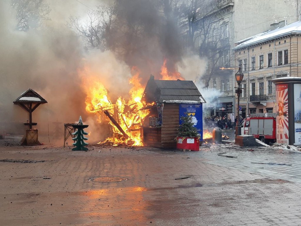 Взрыв на рождественской ярмарке во Львове: СМИ раскрыли новые детали инцидента