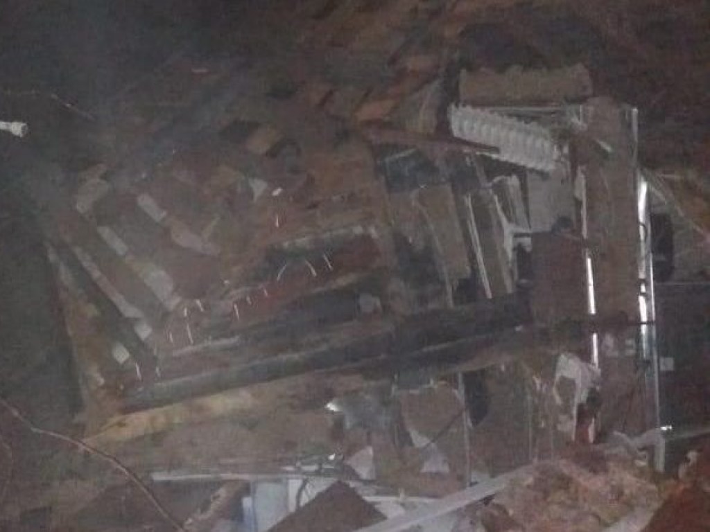 На Харьковщине взорвался дом: пострадали муж и жена (ФОТО)