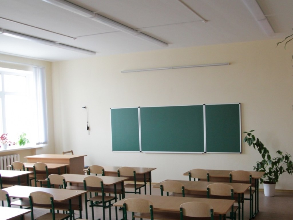 27 декабря в Полтавской области закроют школы из-за непогоды