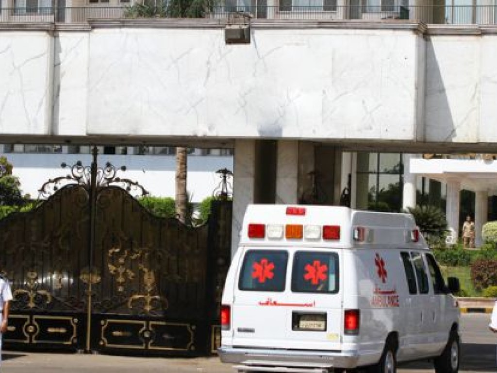 Смертельное ДТП в Египте: прицеп упал на микроавтобус с людьми